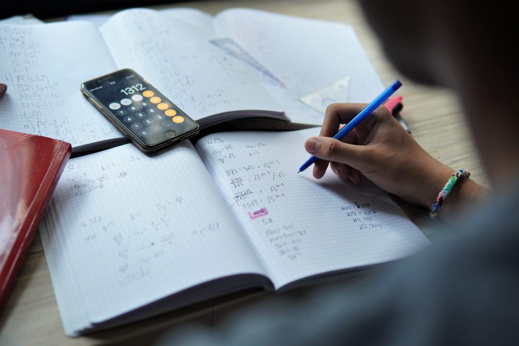Репетиторы по физике и математике - Лондон - Expert Tuition